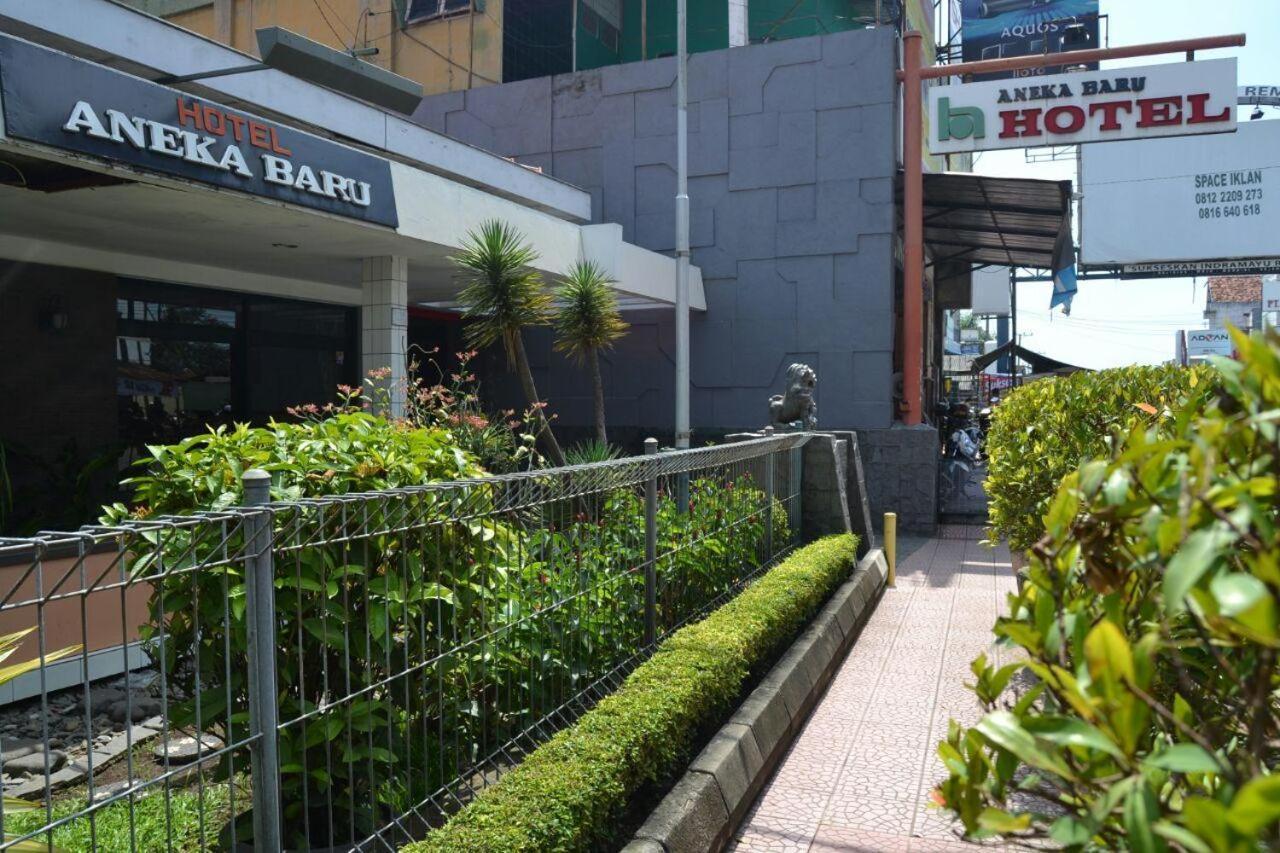 Hotel Aneka Baru Sleman  Eksteriør billede